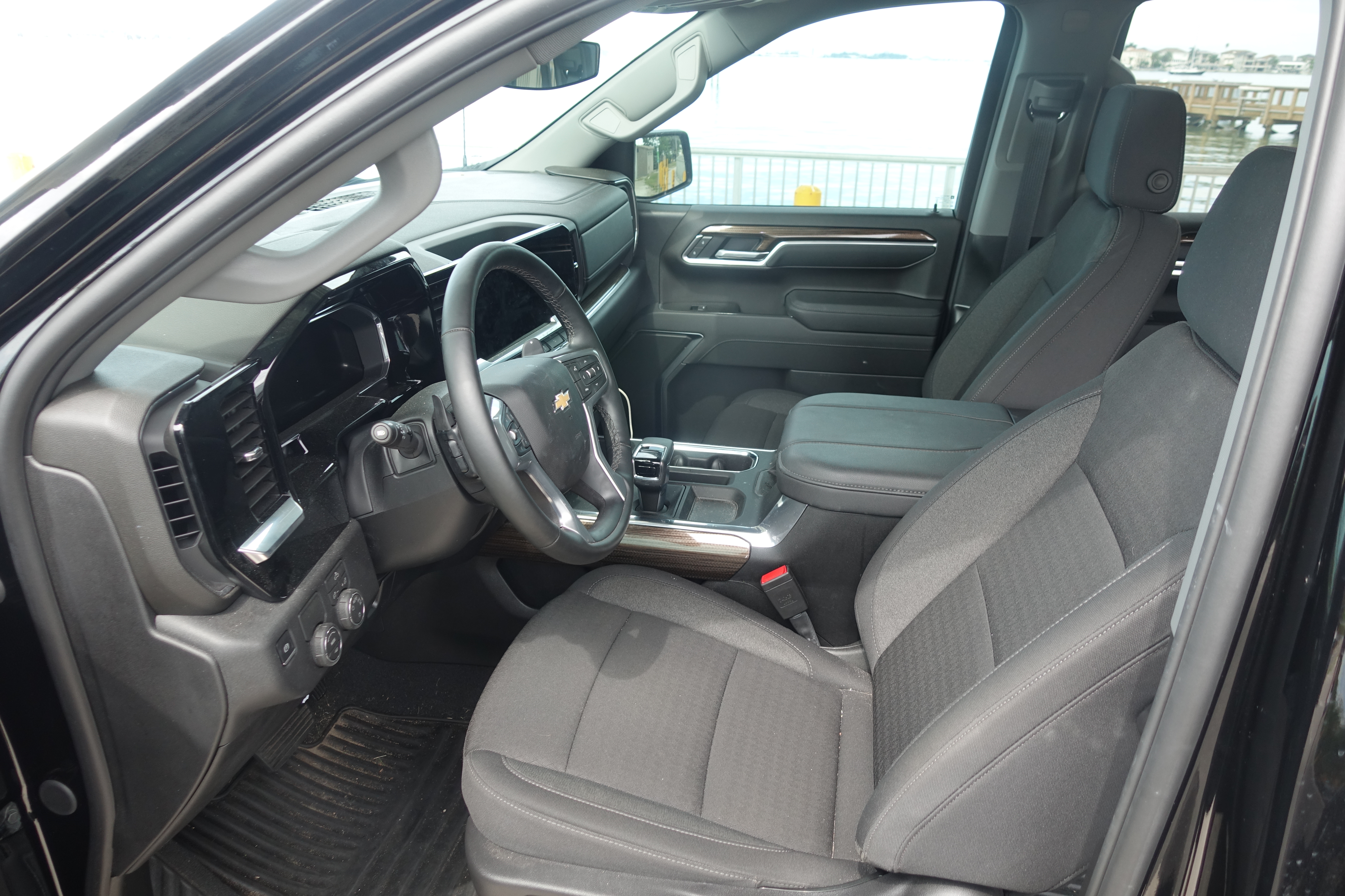 Used 2026 Chevrolet Silverado 1500 LT RWD image 13