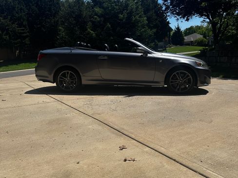 Used 2014 Lexus IS 350C w/ F-Sport Package w/as Tires RWD image 10