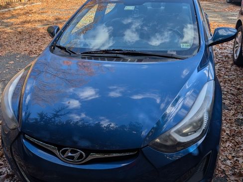 Used 2014 Hyundai Elantra SE image 9