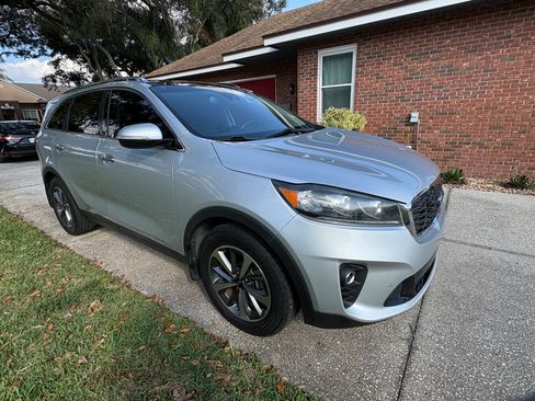 Used 2019 Kia Sorento EX w/ EX Touring Package image 5