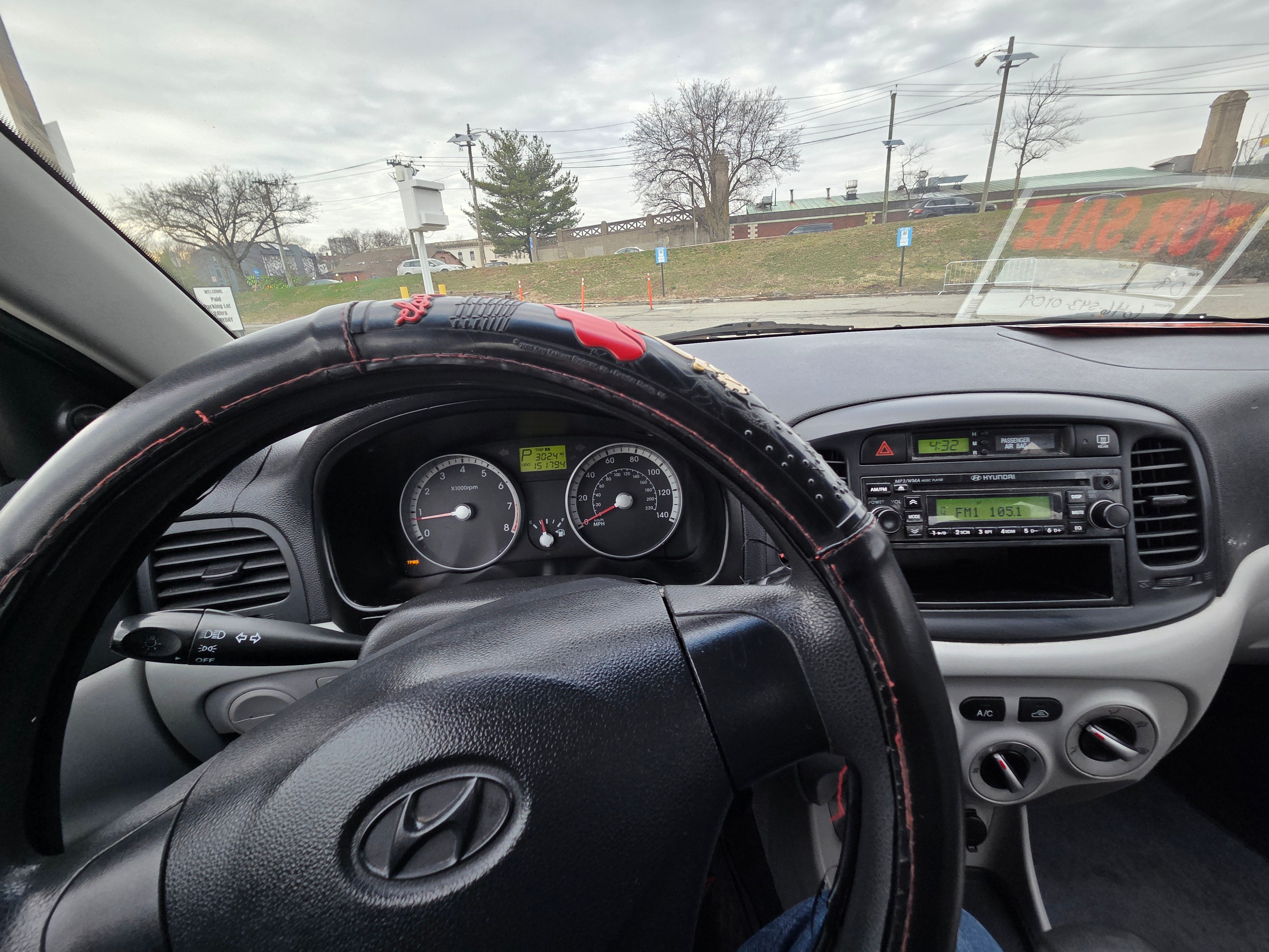 Used 2009 Hyundai Accent GLS FWD image 6