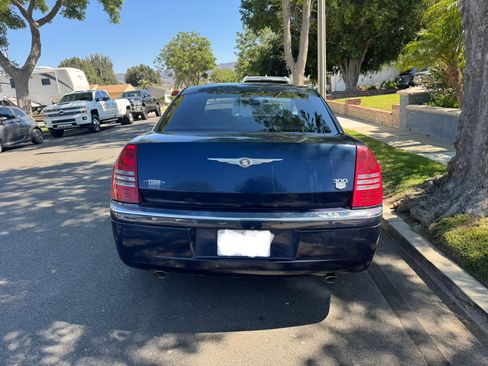 Used 2006 Chrysler 300 C RWD image 6