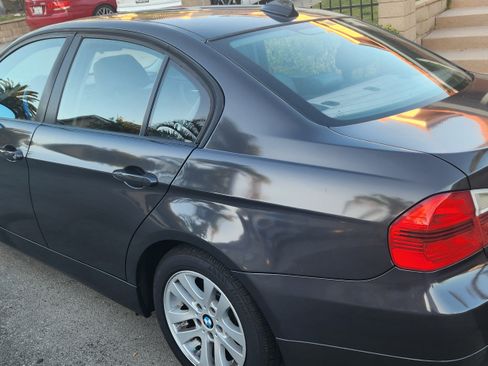 Used 2006 BMW 325i Sedan image 12