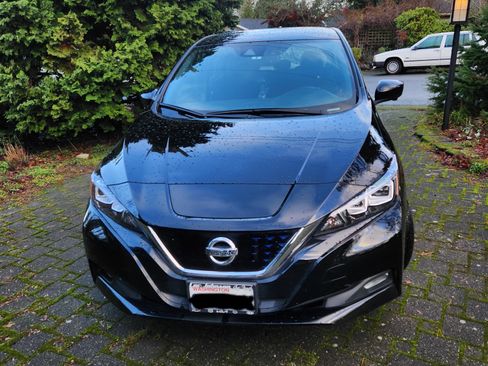 Used 2022 Nissan Leaf SV w/ SV Technology Package image 1