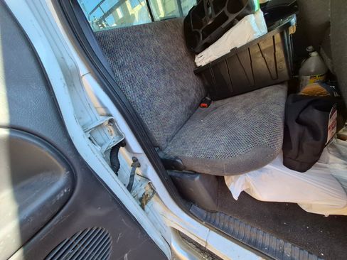 Used 2000 Dodge Ram 1500 Truck 2WD Quad Cab image 6