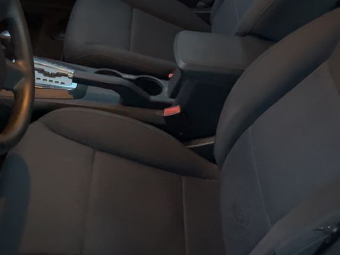 Used 2010 Dodge Avenger SXT FWD image 11
