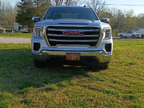 Used 2020 GMC Sierra 1500 SLE w/ SLE Value Package image 4
