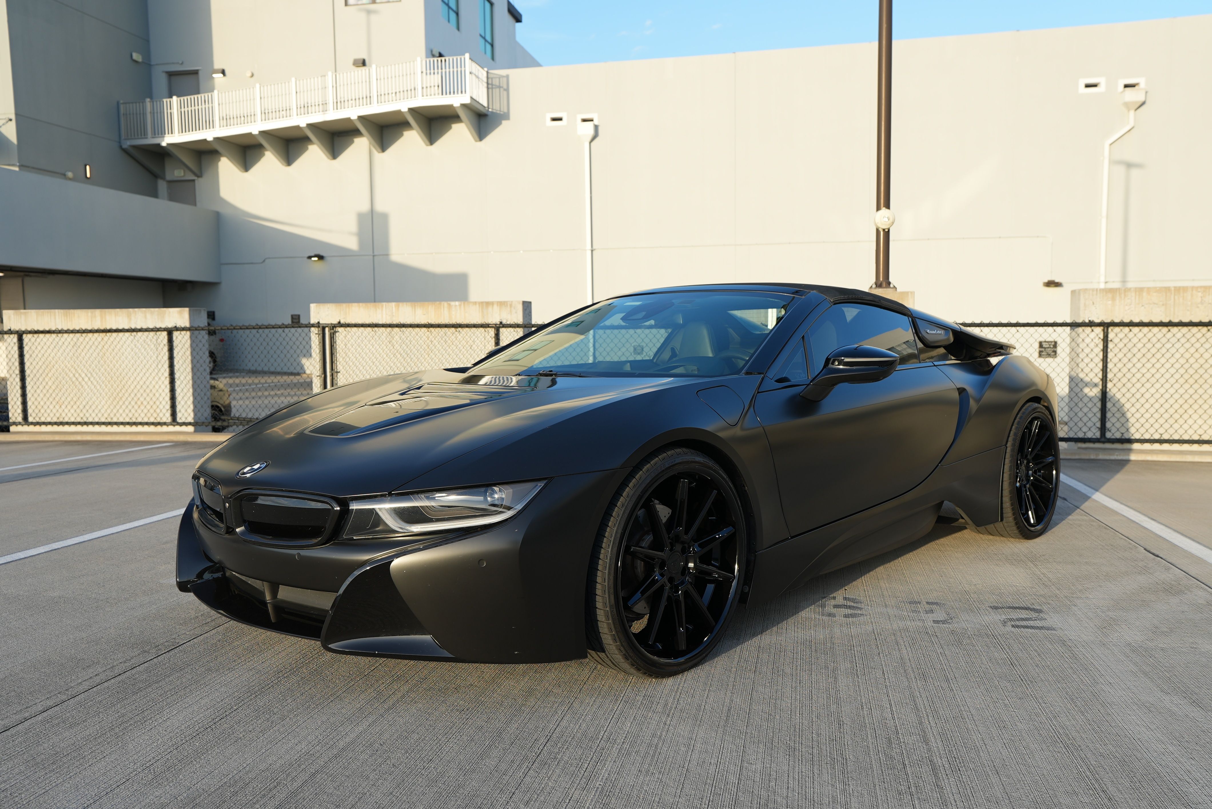 Used 2019 BMW i8 Roadster AWD/4WD image 24