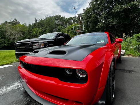 Used 2023 Dodge Challenger SRT Hellcat image 9