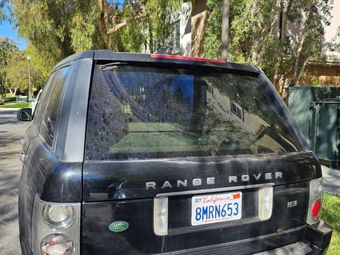 Used 2008 Land Rover Range Rover HSE image 16