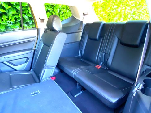 Used 2018 Volkswagen Atlas SE AWD/4WD image 4