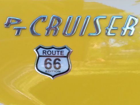 Used 2006 Chrysler PT Cruiser Touring image 12