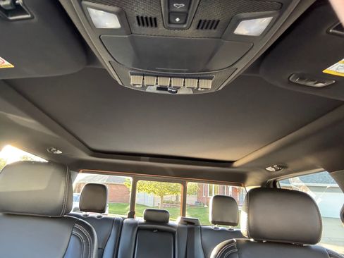 Used 2022 Ford F250 Lariat w/ Black Appearance Package image 21