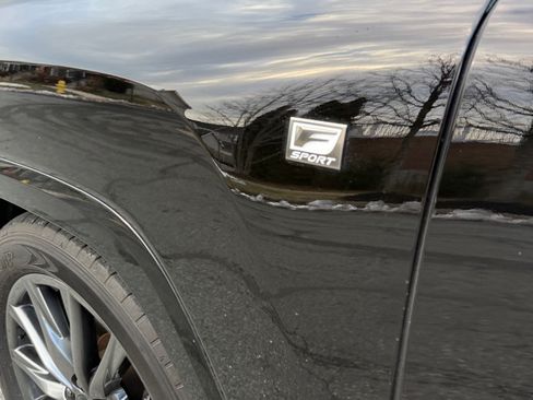 Used 2024 Lexus LX 600 F Sport image 11