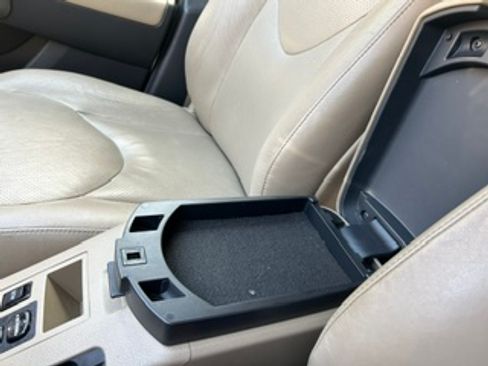 Used 2011 Toyota RAV4 Limited w/ Limited Extra Value Pkg FWD image 20
