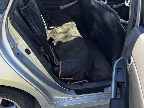 Used 2011 Toyota Prius Three image 8