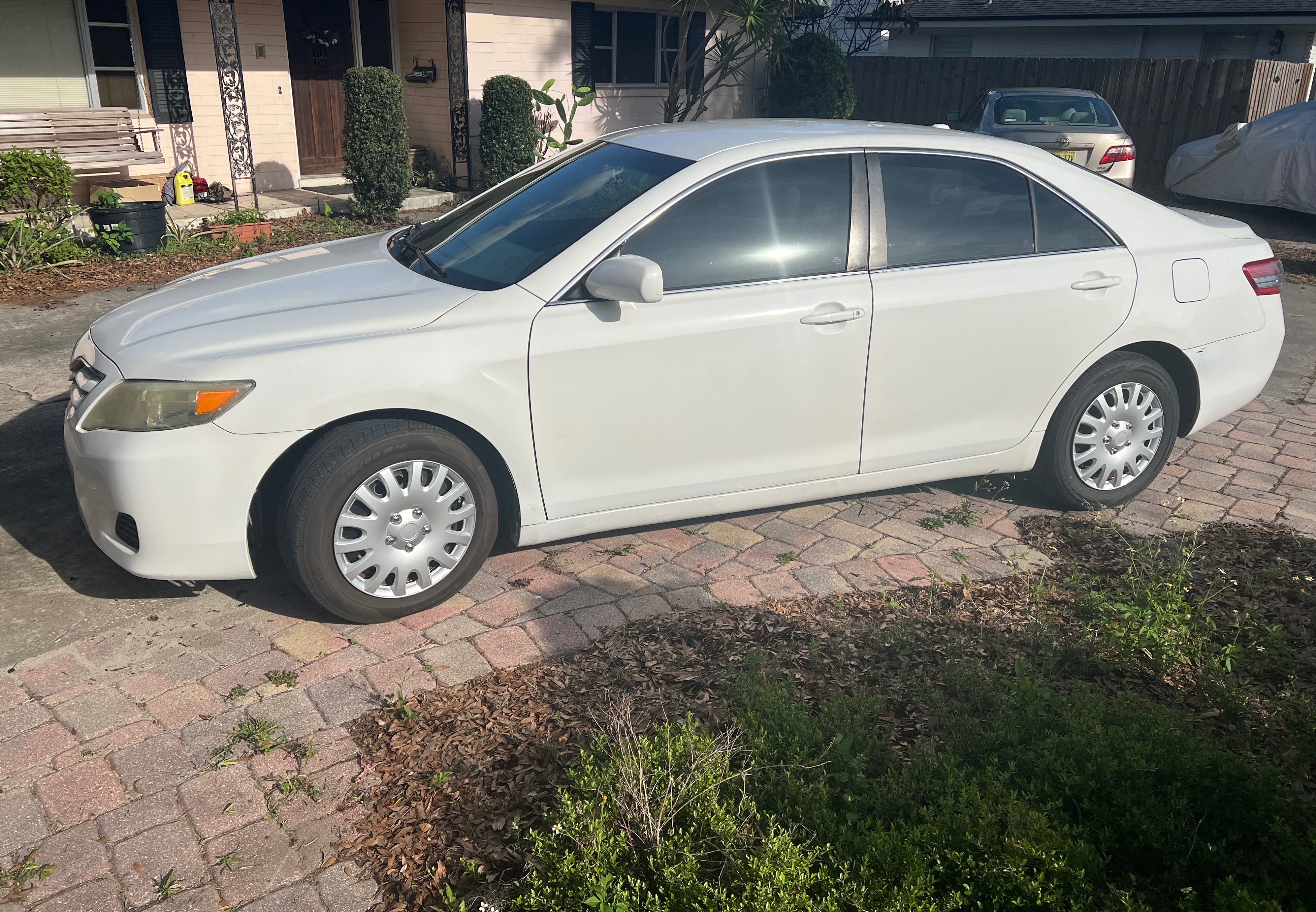 Used 2011 Toyota Camry FWD image 5