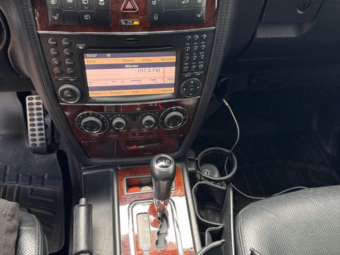 Used 2012 Mercedes-Benz G 550 image 12