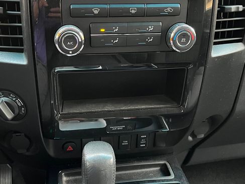 Used 2013 Nissan Titan SV w/ SV Premium Utility Pkg image 16