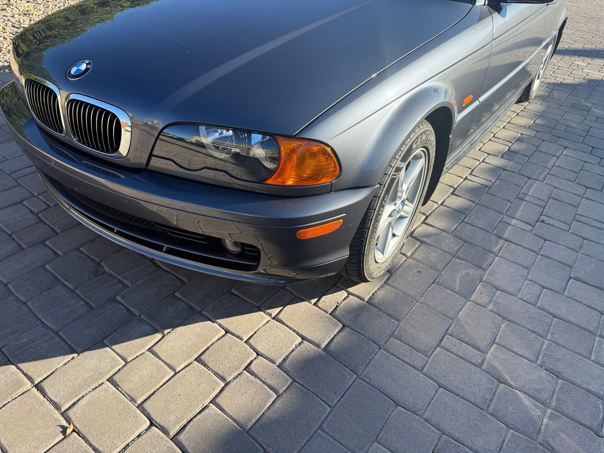 Used 2002 BMW 325Ci Convertible RWD image 15
