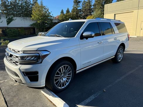 Used 2022 Ford Expedition Max Platinum AWD/4WD image 1