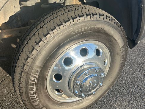 Used 2012 RAM 3500 Laramie w/ Cold Weather Group image 12