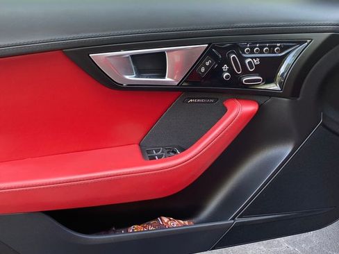 Used 2015 Jaguar F-TYPE S RWD image 13
