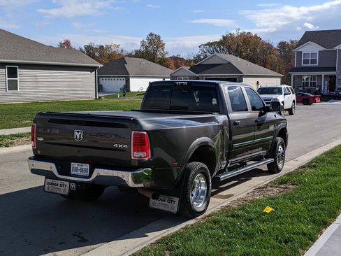 Used 2017 RAM 3500 Laramie image 6