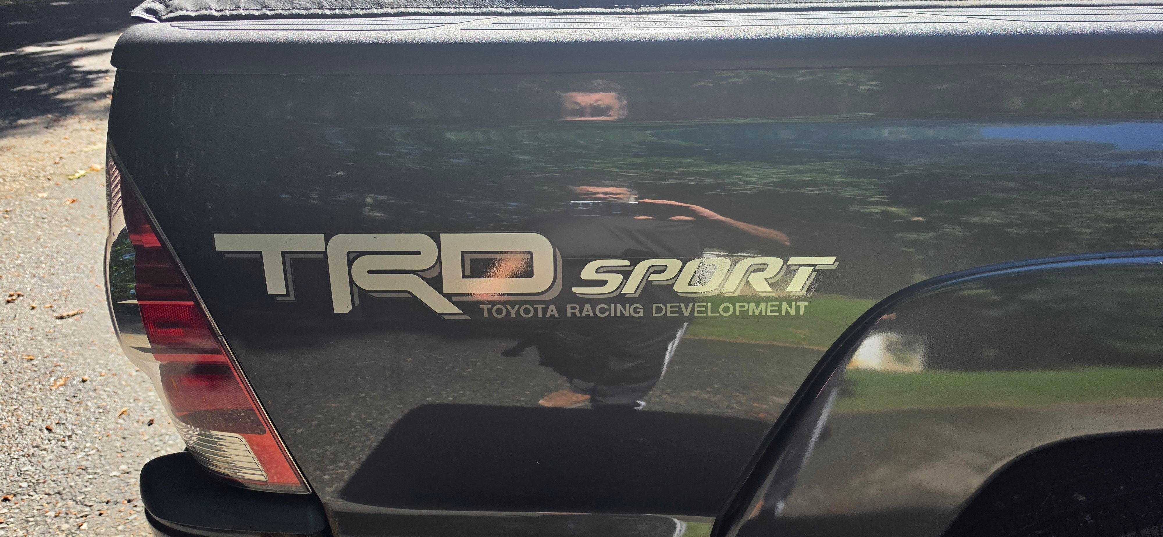 Used 2015 Toyota Tacoma 4x4 Double Cab w/ TRD Sport Package image 19