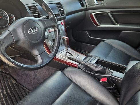 Used 2007 Subaru Outback 2.5i Limited image 10