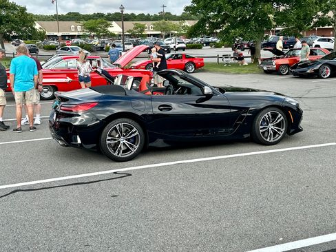 Used 2020 BMW Z4 M40i w/ Premium Package RWD image 8