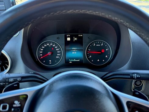 Used 2022 Mercedes-Benz Sprinter 2500 image 8