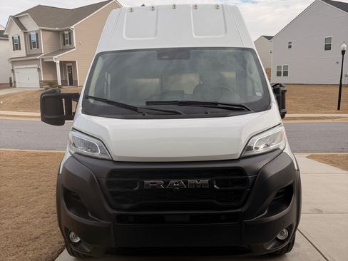 Used 2024 RAM ProMaster 3500 w/ Delivery Van Package FWD image 2