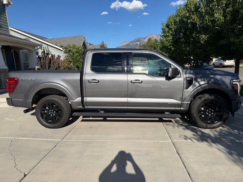 Used 2025 Ford F150 Platinum w/ Equipment Group 702A High AWD/4WD image 5