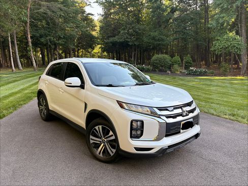 Used 2020 Mitsubishi Outlander Sport SE AWD/4WD image 5