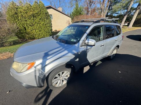 Used 2011 Subaru Forester 2.5X Premium image 15