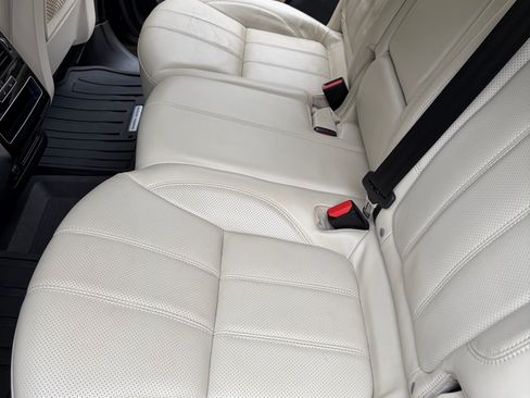 Used 2014 Land Rover Range Rover Sport HSE image 15