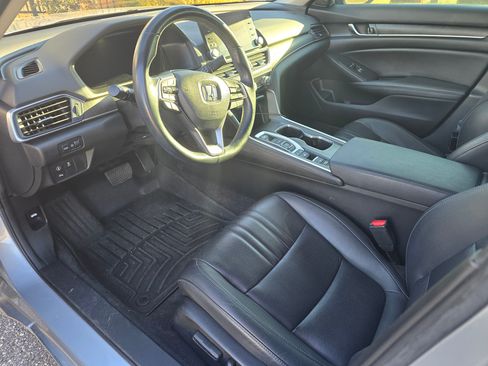 Used 2021 Honda Accord EX-L image 6