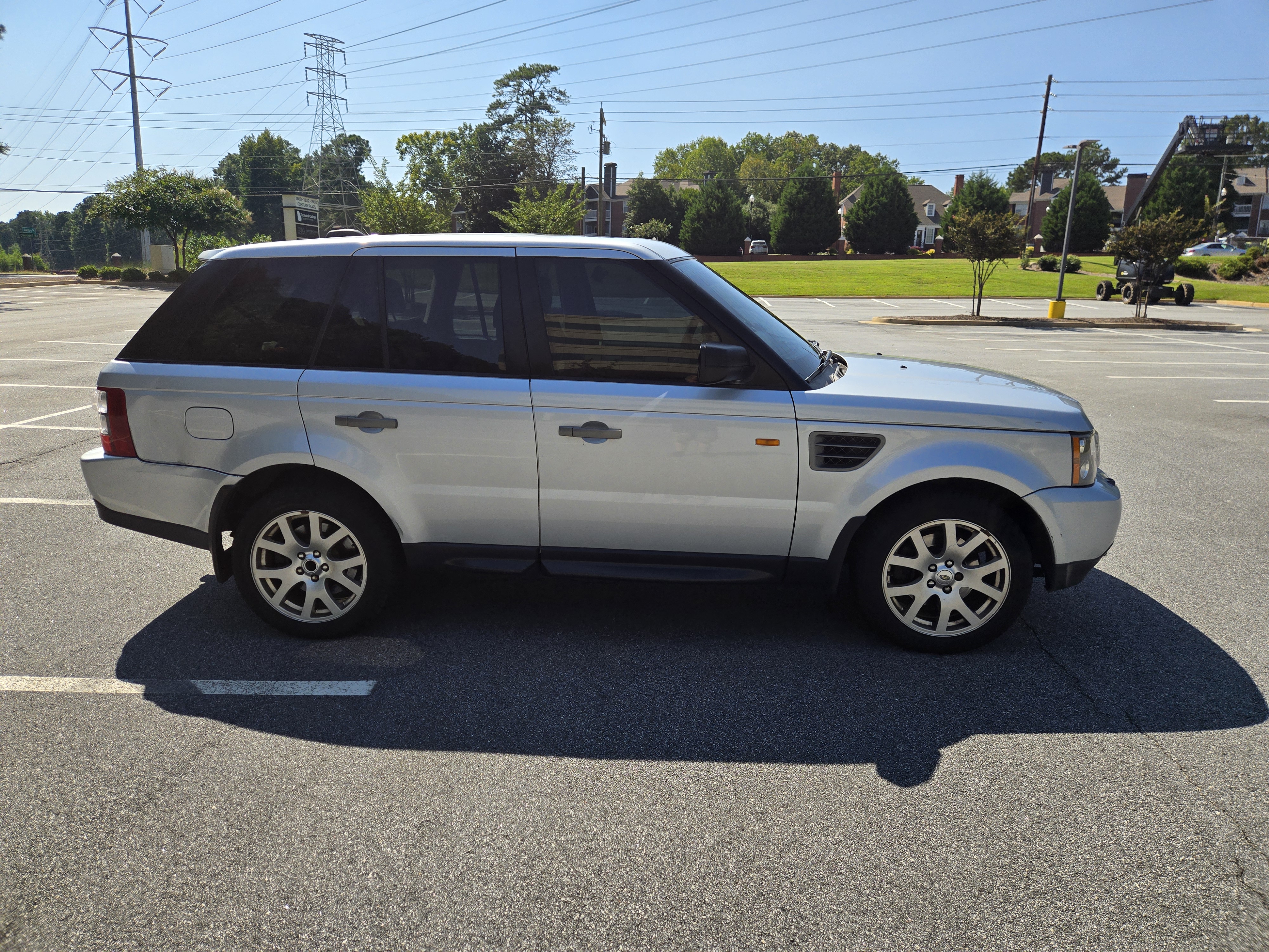 Used 2008 Land Rover Range Rover Sport HSE AWD/4WD image 9