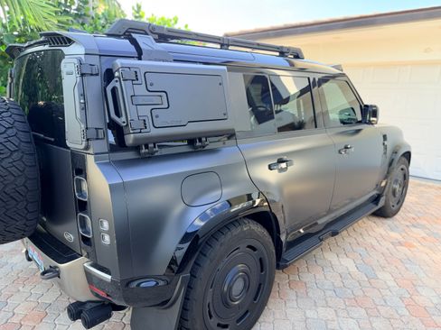 Used 2021 Land Rover Defender 110 X AWD/4WD image 5