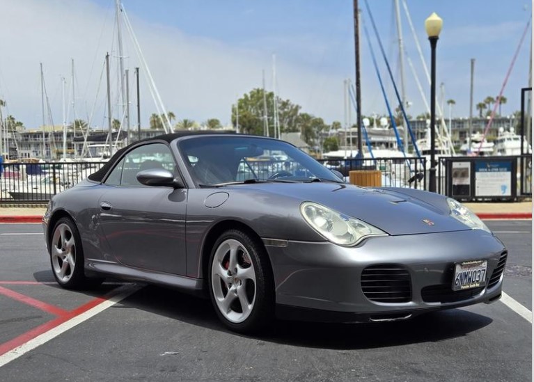 Used 2005 Porsche 911 Carrera 4S AWD/4WD image 2