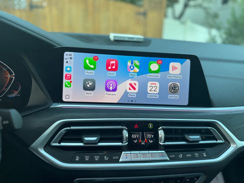 Used 2021 BMW X7 xDrive40i w/ M Sport Package image 19