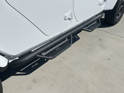 Used 2022 Jeep Gladiator Rubicon w/ LED Lighting Group image 15