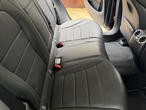 Used 2019 Mercedes-Benz GLC 300 image 11