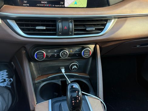 Used 2019 Alfa Romeo Stelvio Ti Lusso w/ Quick Order Package 22X Lusso image 8