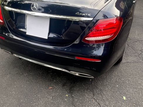 Used 2019 Mercedes-Benz E 300 4MATIC image 9