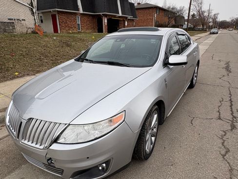 Used 2012 Lincoln MKS image 10