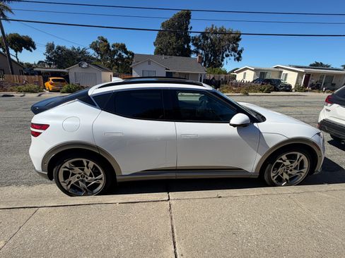Used 2023 Genesis GV60 Performance AWD/4WD image 16