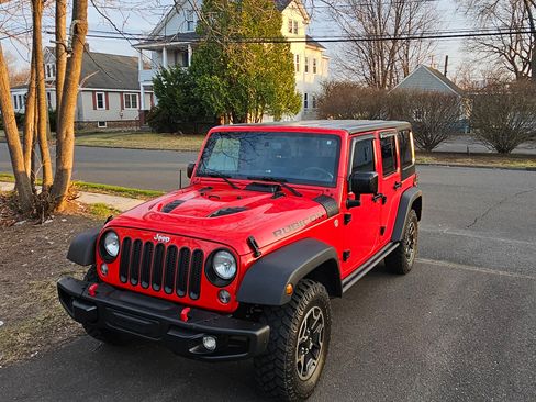 Used 2015 Jeep Wrangler Unlimited Rubicon image 1