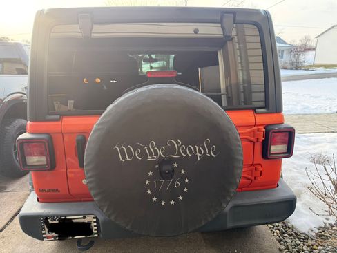 Used 2019 Jeep Wrangler Unlimited Sport S image 8